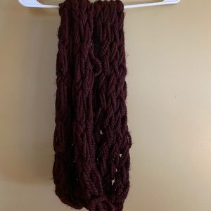 burgundy infinity scarf